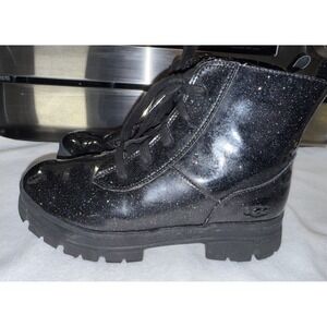 UGG Zip Up Ashton Black Glitter Boot Size 6 Big Girls/7.5 Woman's Bootie Combat